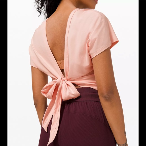 Lululemon It’s a Tie Short Sleeve in Pink Mist - Picture 1 of 7